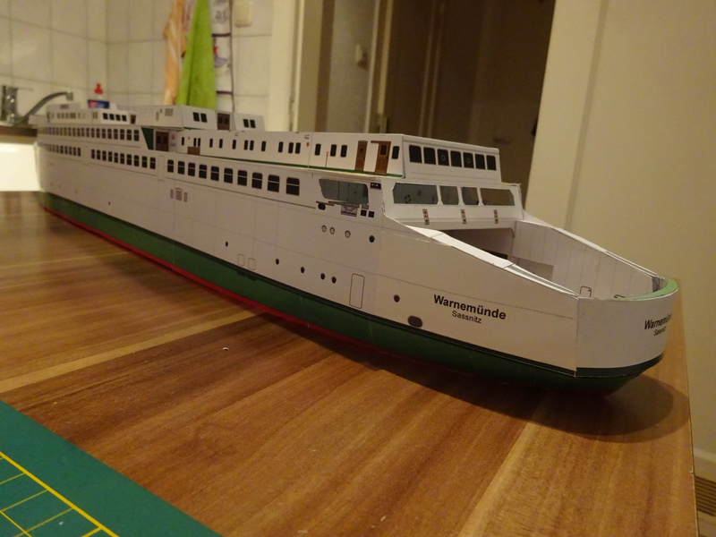 Fertig - Fährschiff Warnemünde von Conys Kartonmodellbau, gebaut von Fleetmanager - Seite 4 Dsc04835