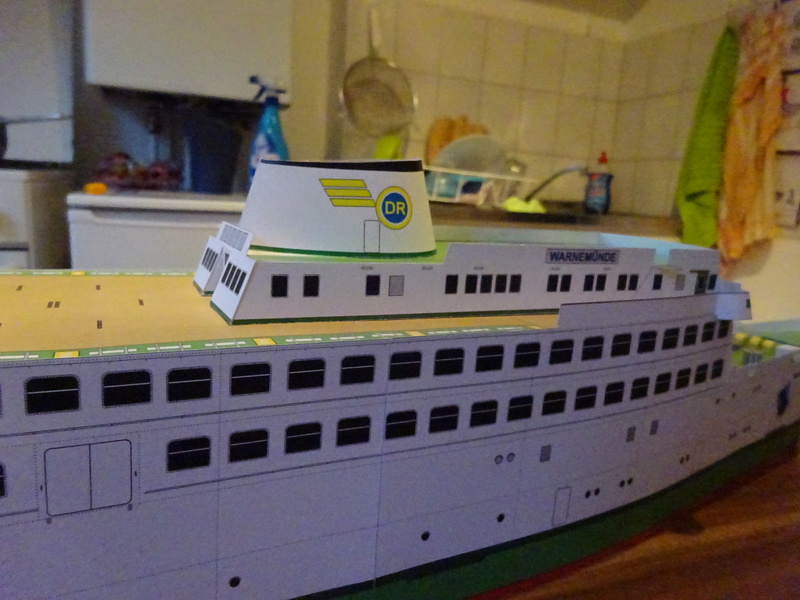Fertig - Fährschiff Warnemünde von Conys Kartonmodellbau, gebaut von Fleetmanager - Seite 4 Dsc04838