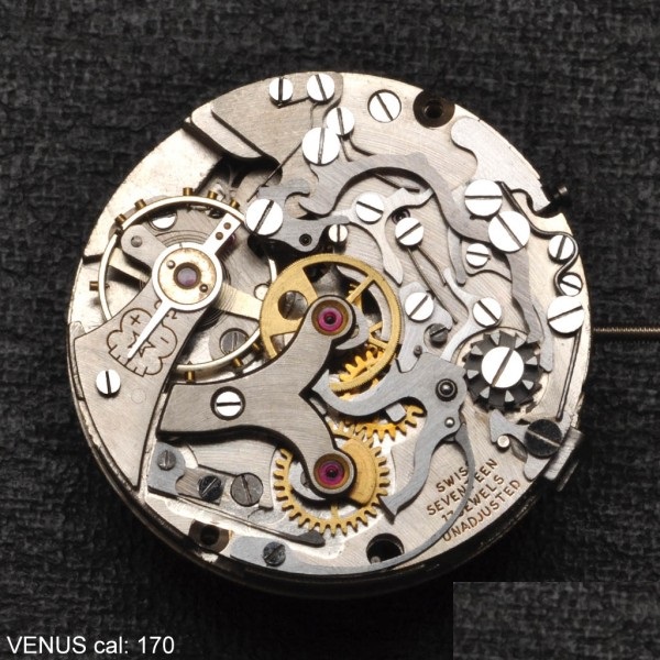 chronographe suisse Venus_10
