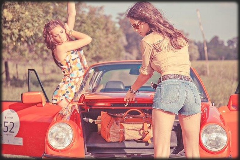 des jolies filles et des porsches - Page 33 Bc911-58