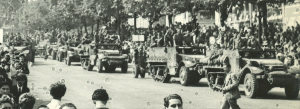 HT à identifier défilé Paris 26 août 1944 - Page 2 Ht_rmt21