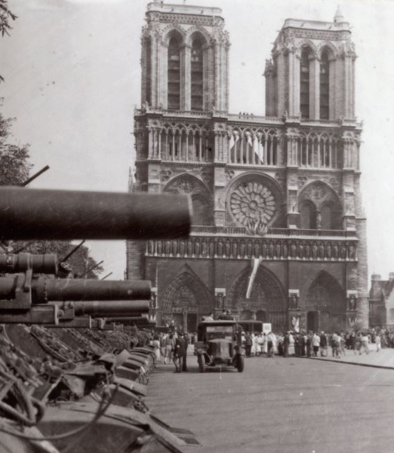 Notre-Dame Paris Seine Notre-10