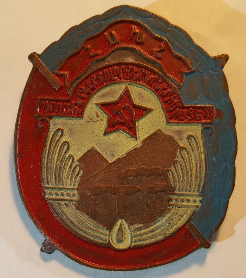 Communist Commemorative Pins - China - n Korea - Soviet Union 20170959