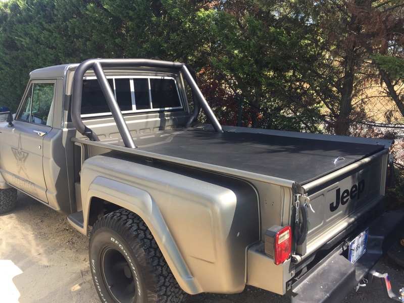 TONNEAU COVERS  JEEP J10 STEPSIDE  Img_9429