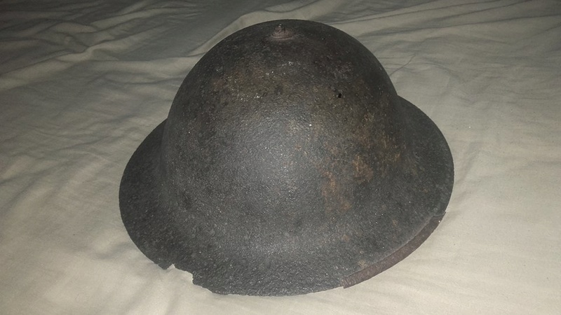 Identification Casque ( militaire ) WW1/WW2 21691110