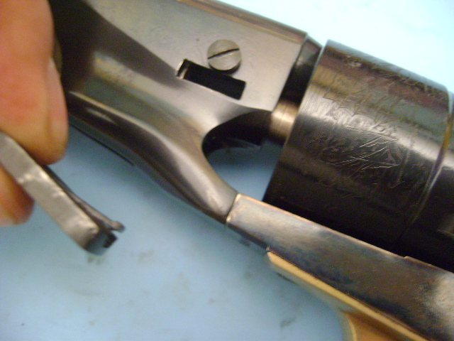 Tuto Colt 1860 demontage et re Dsc08069