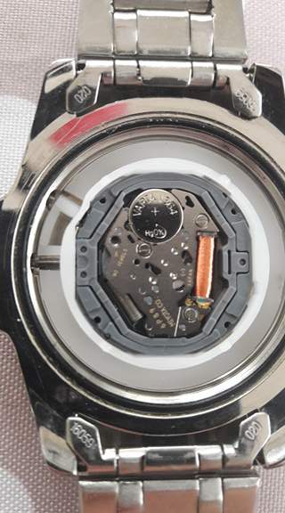 Aide pour "réparation" d'une Festina 21476010