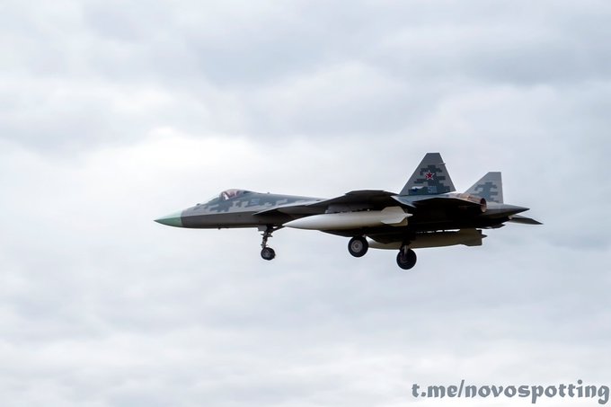 Novedades Sukhoi Su-57 (T-50 PAK/FA) - Página 14 Djzkmy11