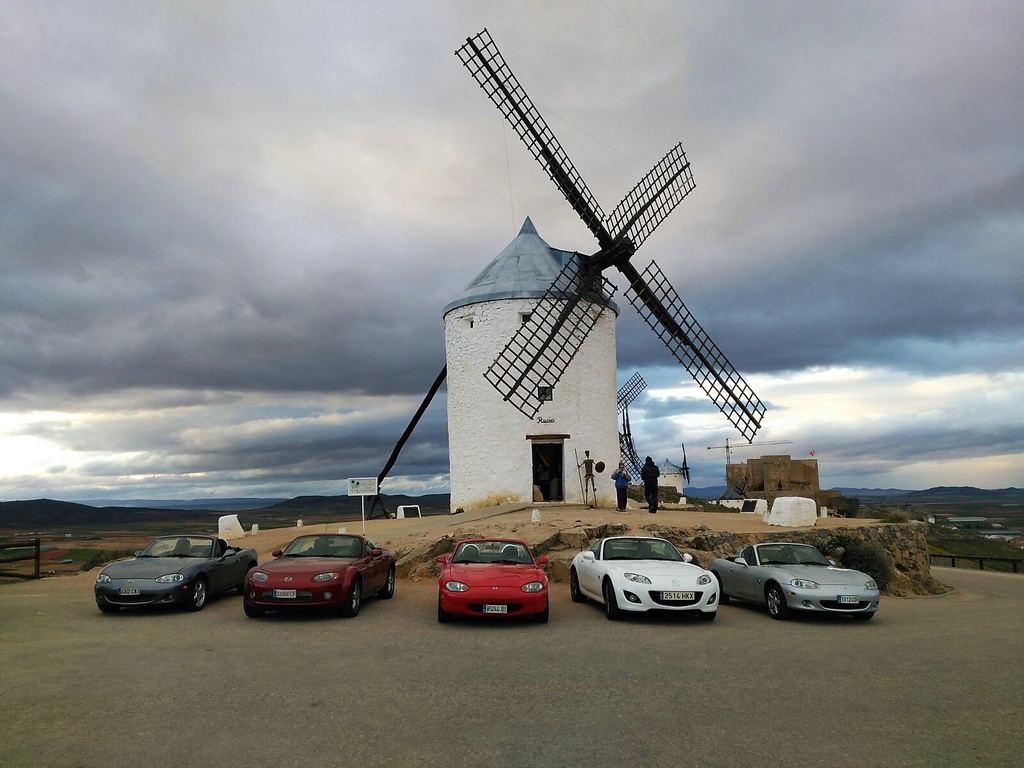 CALENDARIO 2018 MIATA!  - Página 4 1910