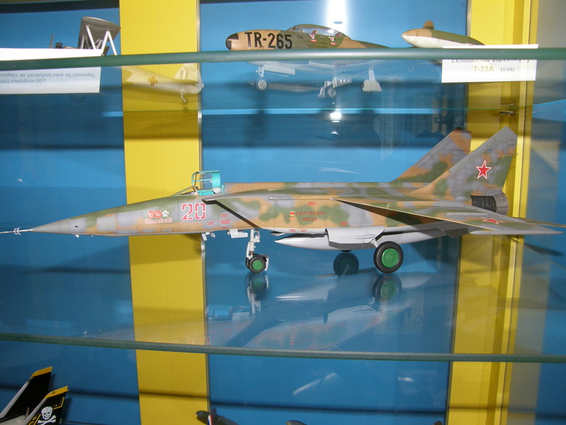 MiG-25RBF, ICM 1/48 P8200014