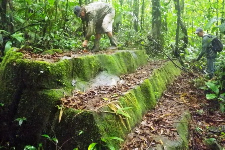 Nicaragua - Les pyramides de Canta Gallo Escali10