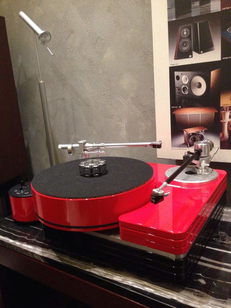 Jasmine TT D-200 Turntable, Customized Edition with 2 additional Tonearms (SOLD) Whatsa17