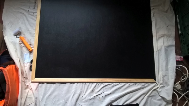 Space mat aus Holz mit Airbrush als Hintergrund! Wp_20123