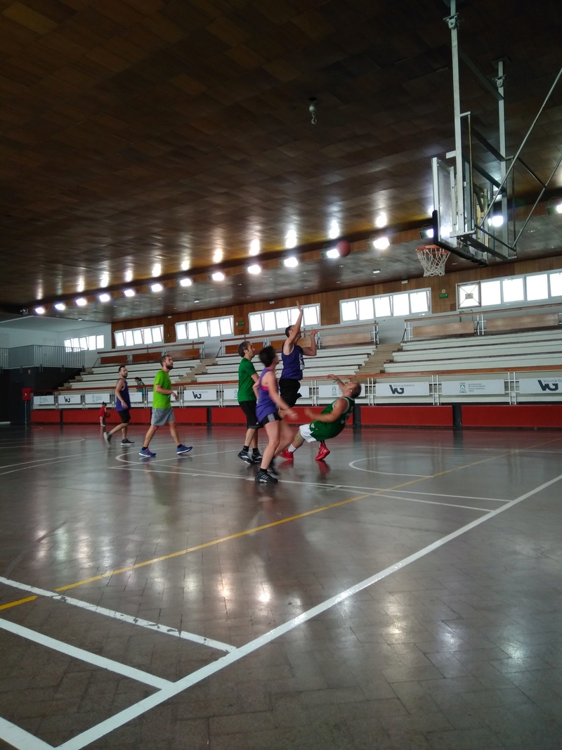 Pachanga de basket 2017. Jugamos en Landazuri Arena 11:00 h - Página 6 Img_2012