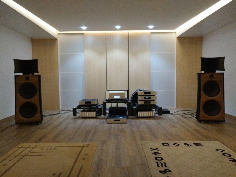 Ars Antiqua Audio. Visita a su nueva sala. 70faf010