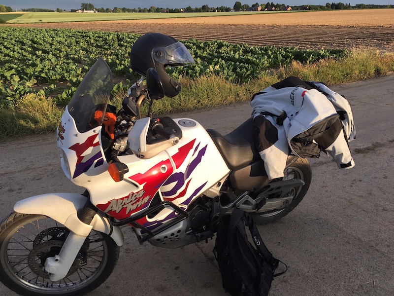 -B- Nouveau sur le Forum et sur Africa twin ! Img_3116