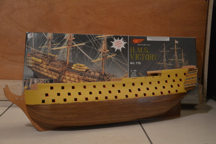 HMS Victory de Mantua au 1:98 par le Bruxellois Maquet44