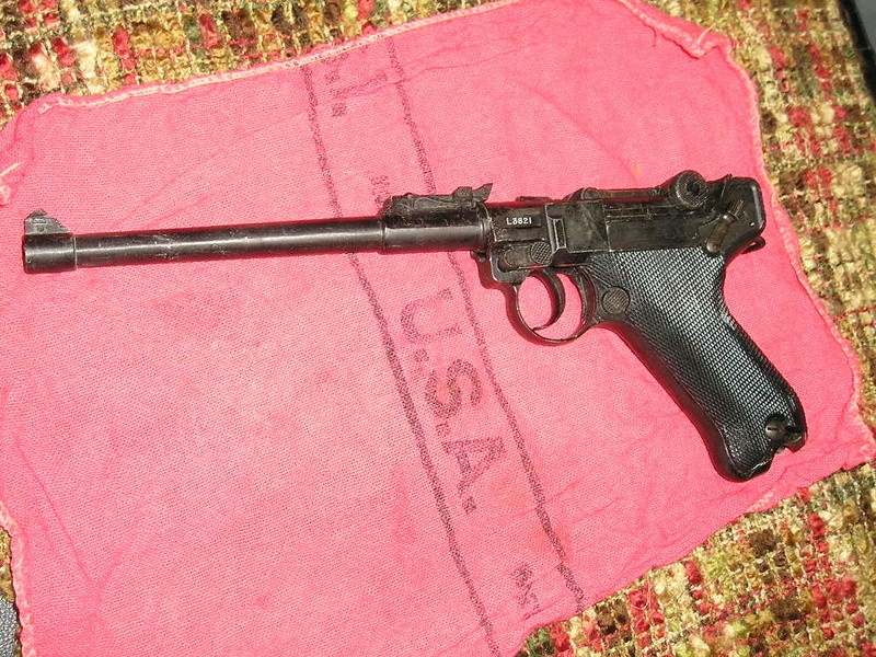 Older 7-79 Marushin MP40 with new poster questions P1010021
