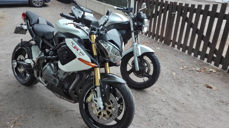 Benelli TNT 899 S Blanche Img_2013