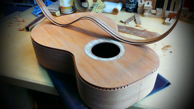 Présentation du luthier Théo Kazourian Imag3514