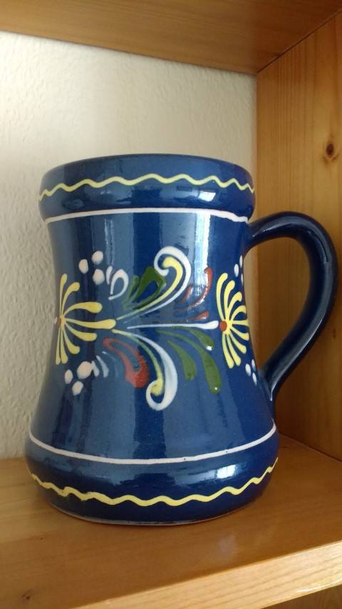 Slip ware vase - HMV mark - Majolikagyár, Hódmezővásárhely (Hungary) Front10