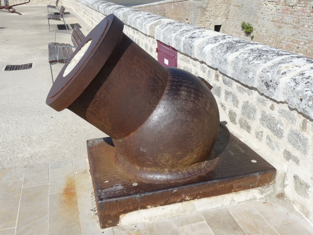 Les Forges de l’Angoumois à travers l’histoire des Forges de Pont Rouchaud, à Roussines (16) M00710