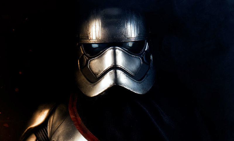  [Sideshow] Captain Phasma Premium Format Star-w38