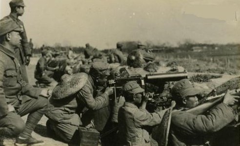 اسلحة الحرب العالمية الاولى و الثانية :الجزء الاول الرشاش الالمانى MG 08 Battle48