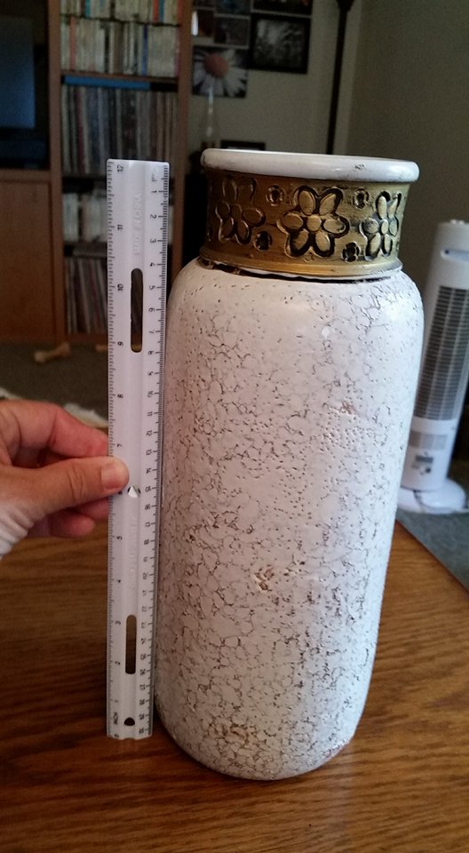 Looking for a few answers about this Italian vase Vase10