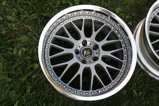 19 inch Work VS-XX, powder-coated grey, 5x114.3, 19x9.5 +19 front / 19x10.5 +17 rear Img_8630