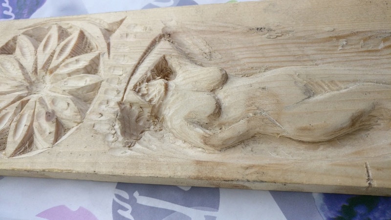 Faire de la sculpture avec un couteau sur du bois Sculp10
