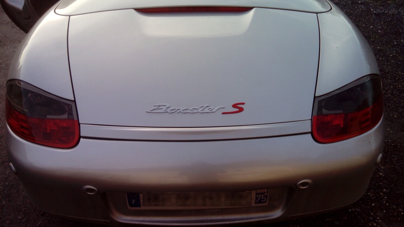 [986 BOXSTER S 3,2L] Recherche logo Boxster de malle arrière Img_2011