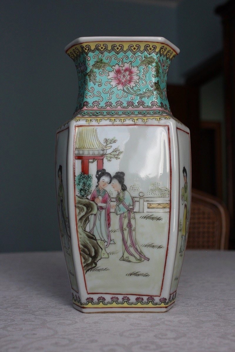 Chinese famille rose vase, Republic Period Img_1120