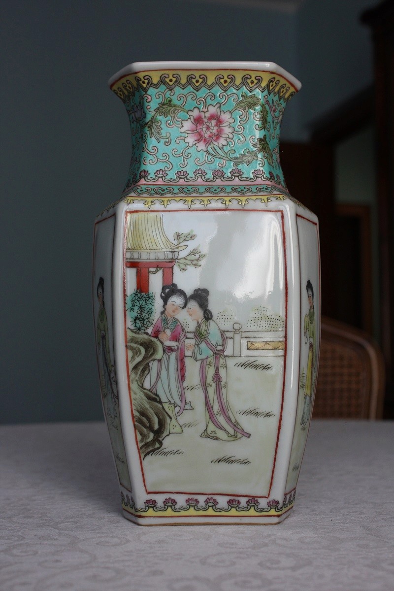 Chinese famille rose vase, Republic Period  Img_1120