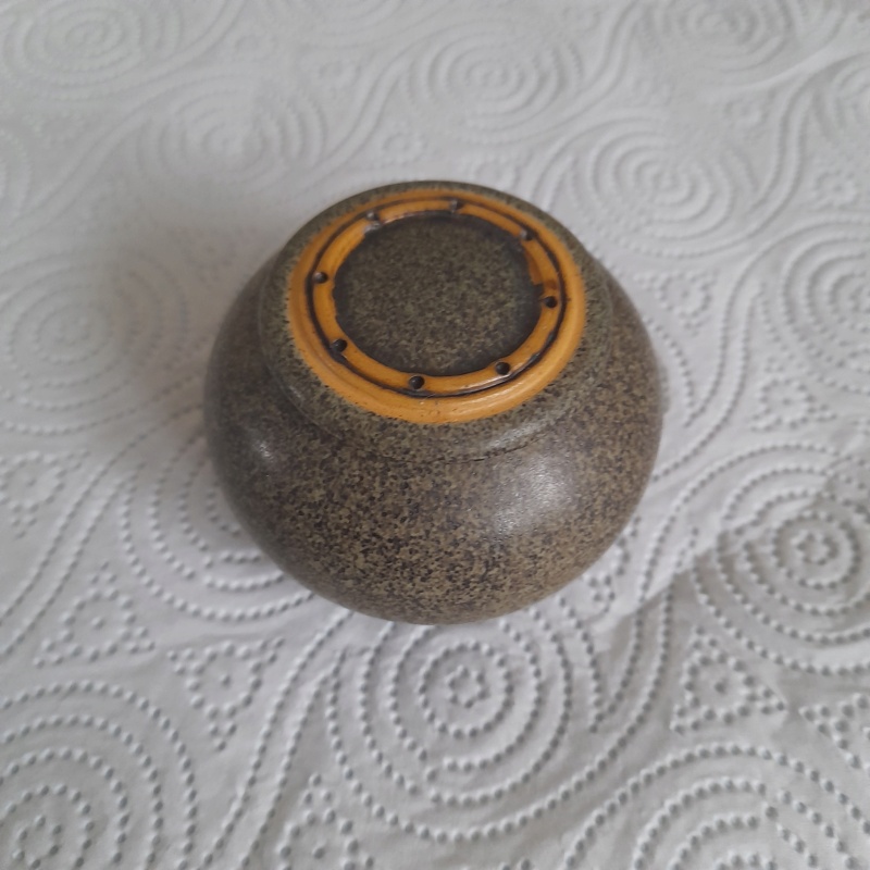 Stoneware lidded pot, SK mark. 20220511