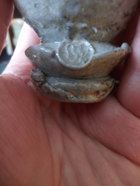 Odd little saltglazed stoneware piece. Hobby potter? Img_2223