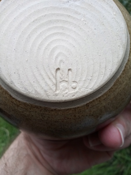 Stoneware bowl for ID, Hb mark, Hilary Bassett Img_2453