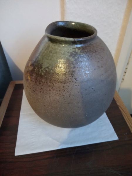 Japanese Stoneware vase for ID Img_2532