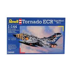 [Revell] Panavia Tornado ECR Tiger Meet 2011 1/144 Revell11