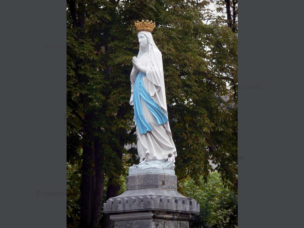 Notre Dame de  Lourdes :28ème journée mondiale des malades 12ae8610