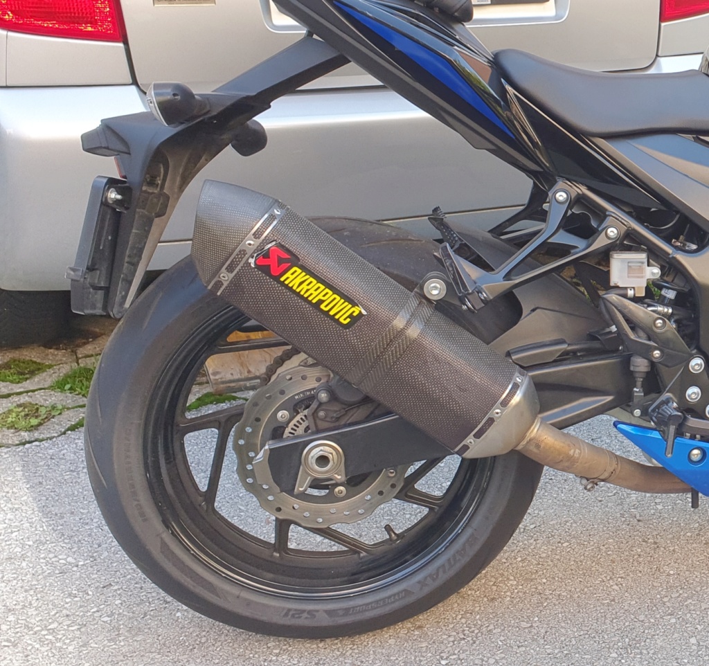 Échange echappement Akra gsx s750 20191010
