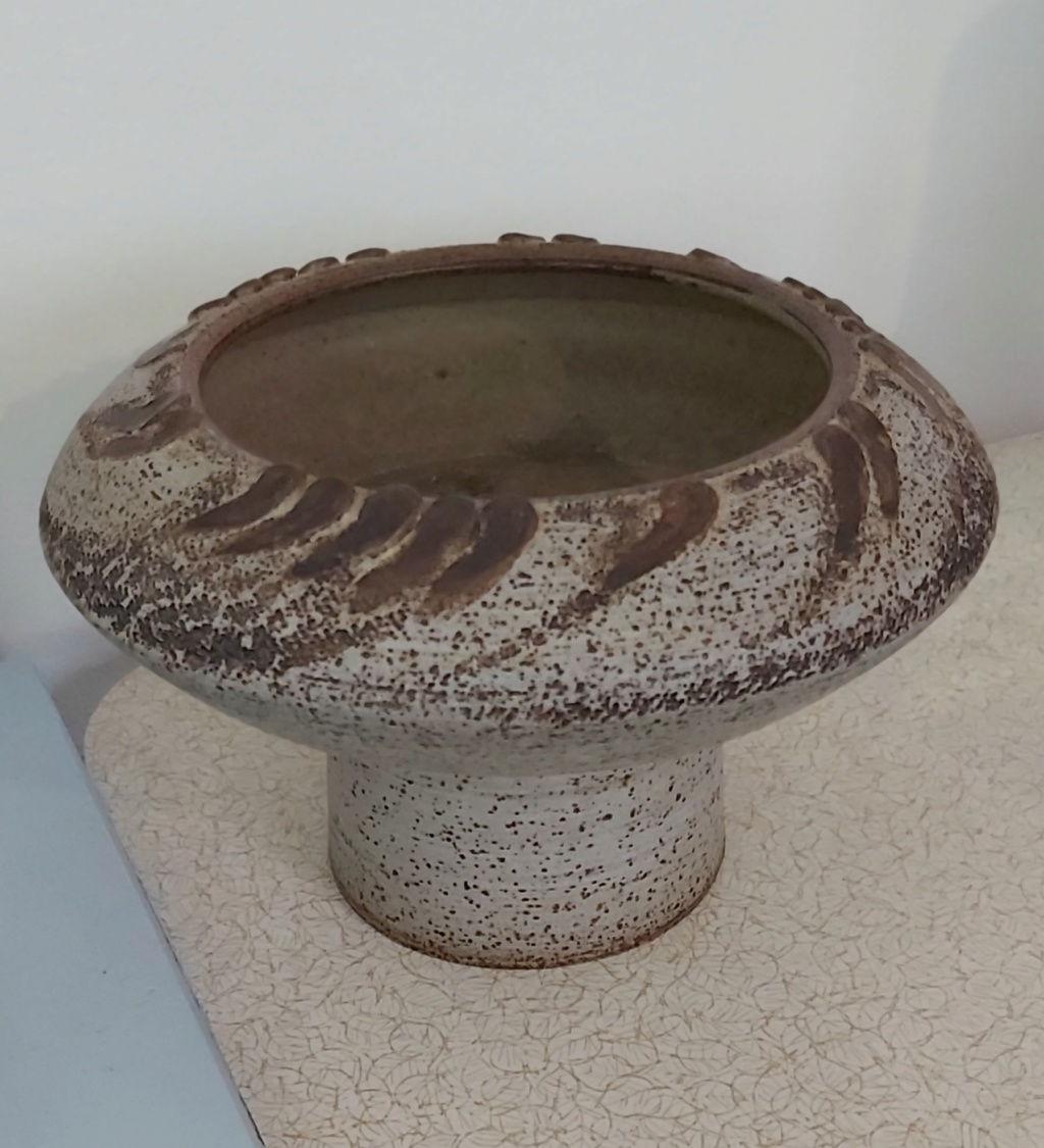 Studio Pottery Type Piece Marked VM 20200112