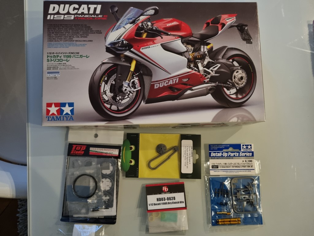 [Tamiya] Ducati Panigale 1199S tricolore 1/12 20231029