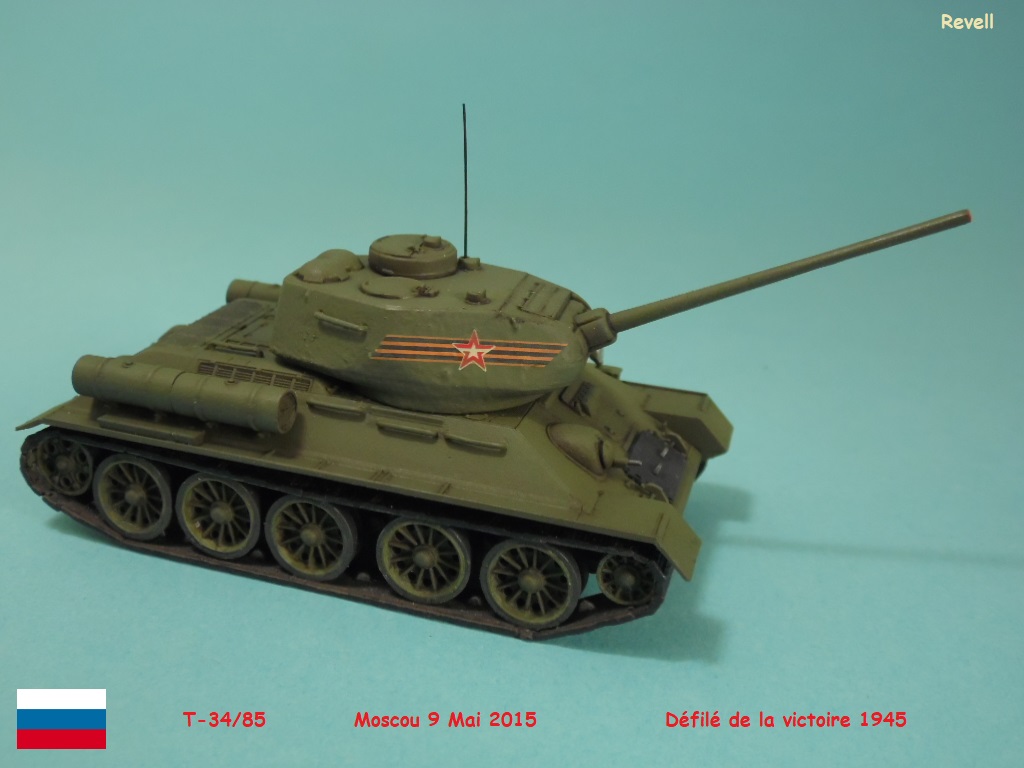 [Revell]        T-34/85           Moscou       9 mai 2015    000014