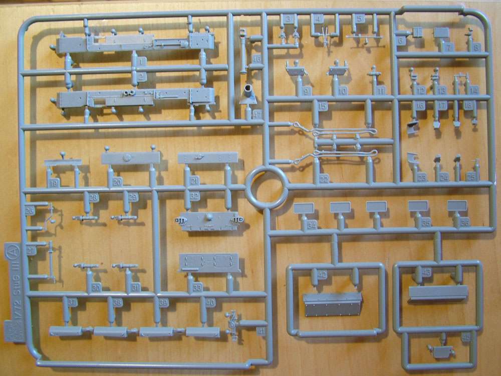 [Dragon]            10.5 cm  Sturmhaubitze  42  Ausf.G   ( Fini ) 0513