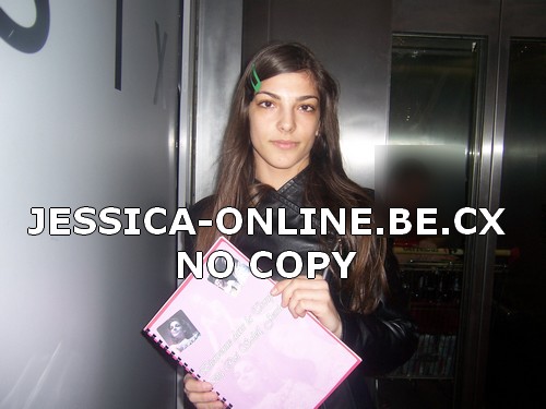 Jessica DI GIROLAMO - Page 10 421