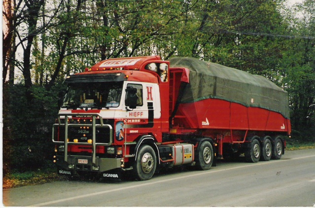 Scania serie 3 D810