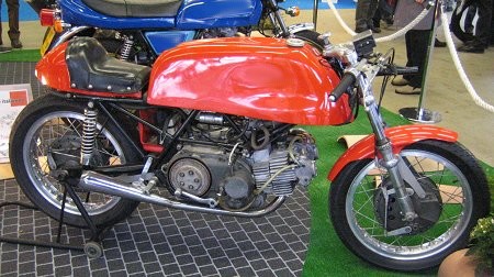 ? la moto mystère n°103 ?        trouvée 118