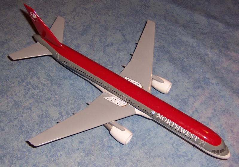 Boeing 757-300 - Northwest - Minicraft - 1/144 100_2613