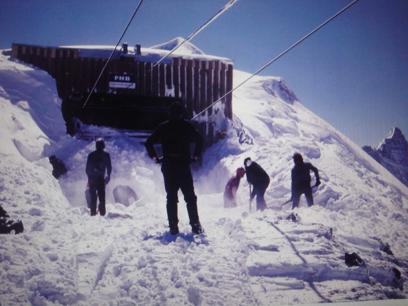 Souvenirs de tempêtes, avalanches et incendies divers 6510